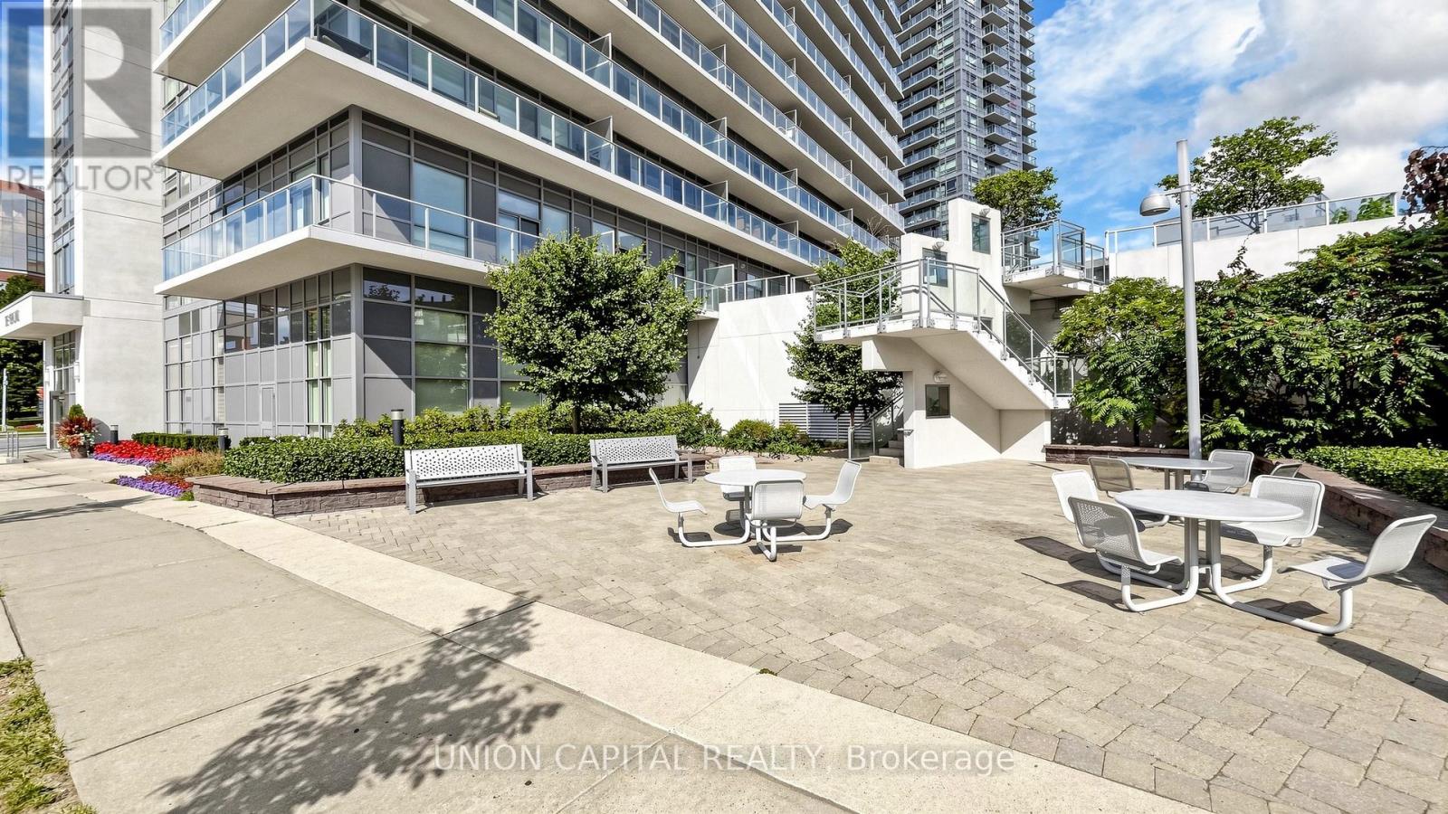 2505 - 275 Yorkland Road, Toronto, Ontario  M2J 0B4 - Photo 2 - C13069670