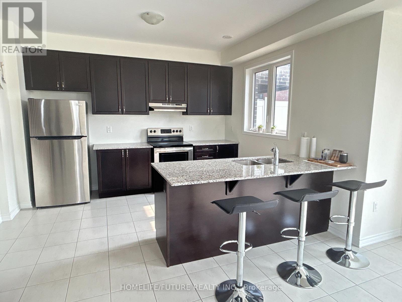 3370 Thunderbird Promenade, Pickering, Ontario  L1X 0N1 - Photo 5 - E13069486