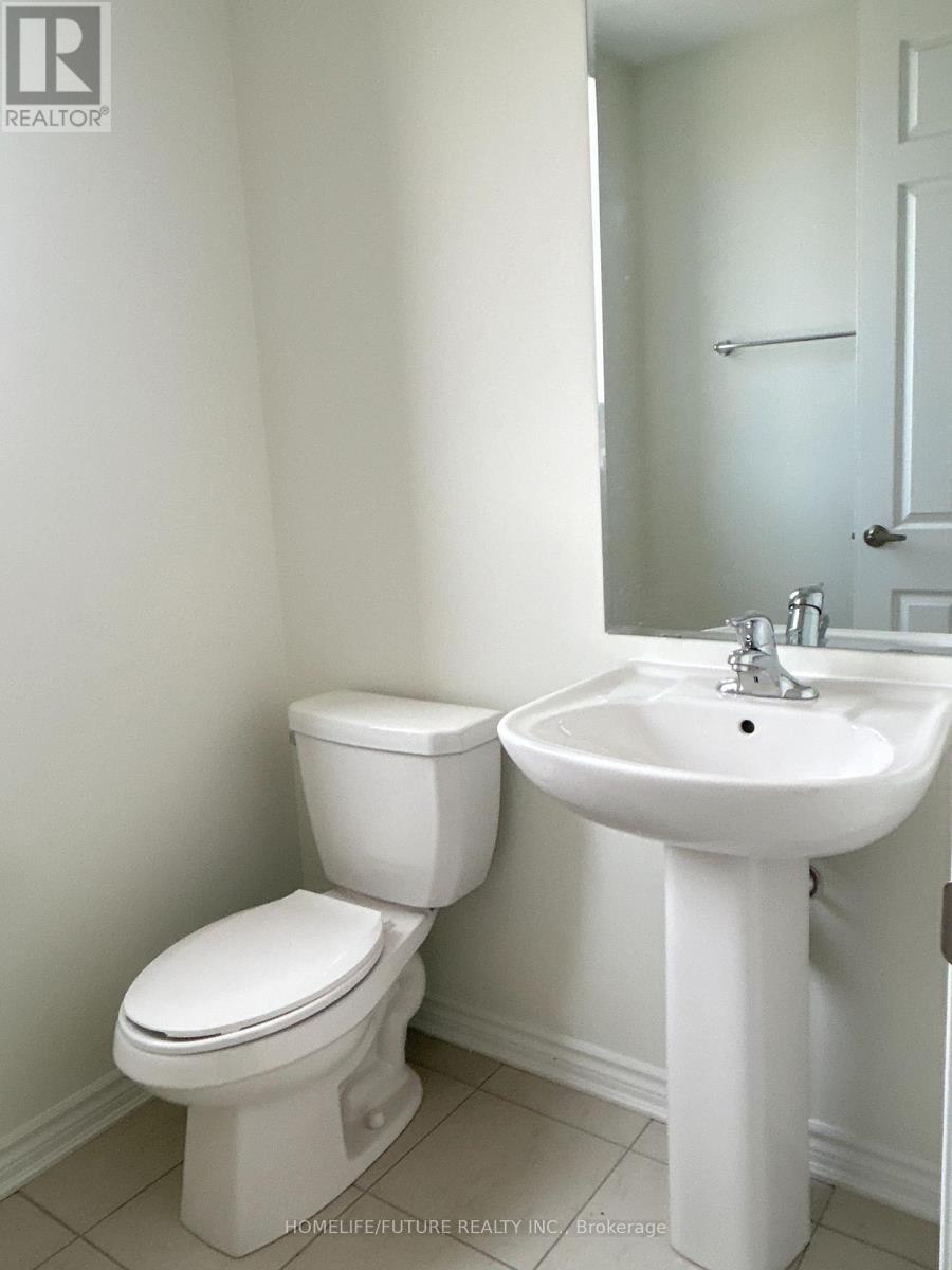 3370 Thunderbird Promenade, Pickering, Ontario  L1X 0N1 - Photo 11 - E13069524