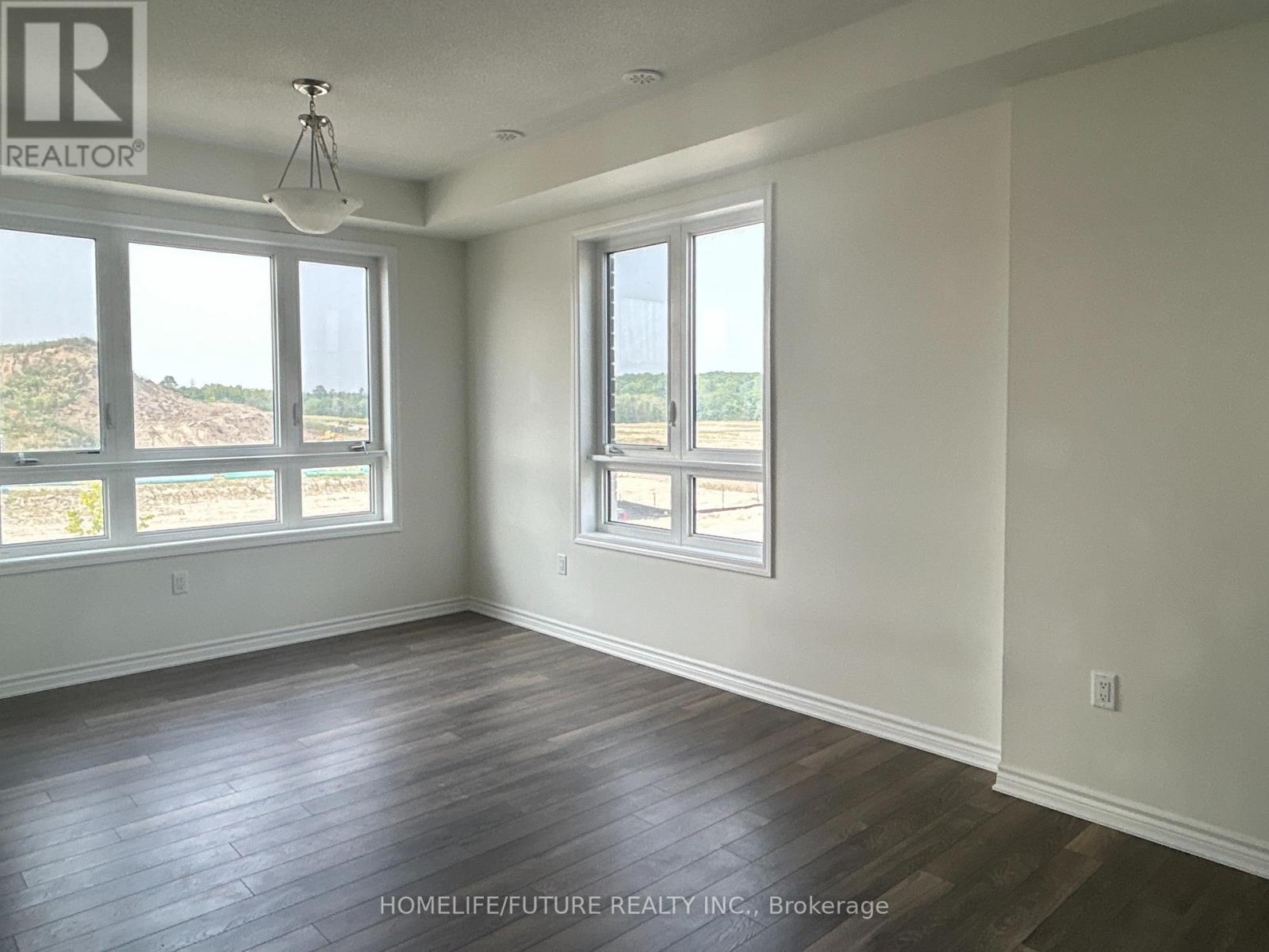 3370 Thunderbird Promenade, Pickering, Ontario  L1X 0N1 - Photo 4 - E13069524