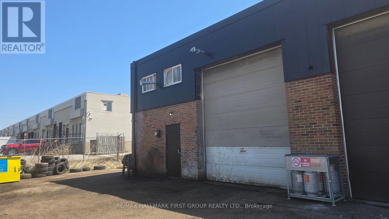 #10 - 895 Dillingham Road, Pickering, Ontario  L1W 2Y6 - Photo 3 - E13069526