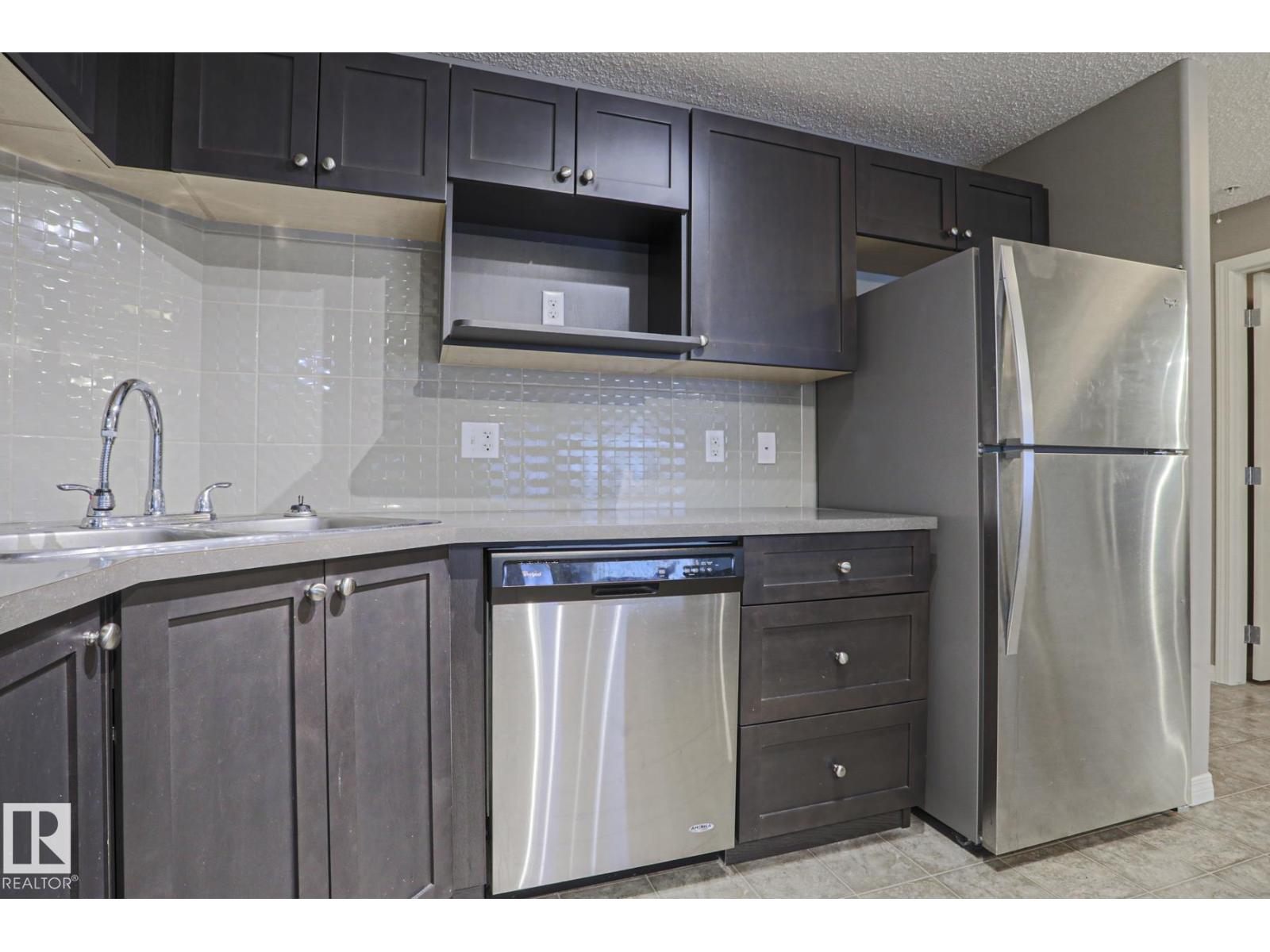 #201 1520 Hammond Gate Ga Nw, Edmonton, Alberta  T6M 0J4 - Photo 5 - E4485190