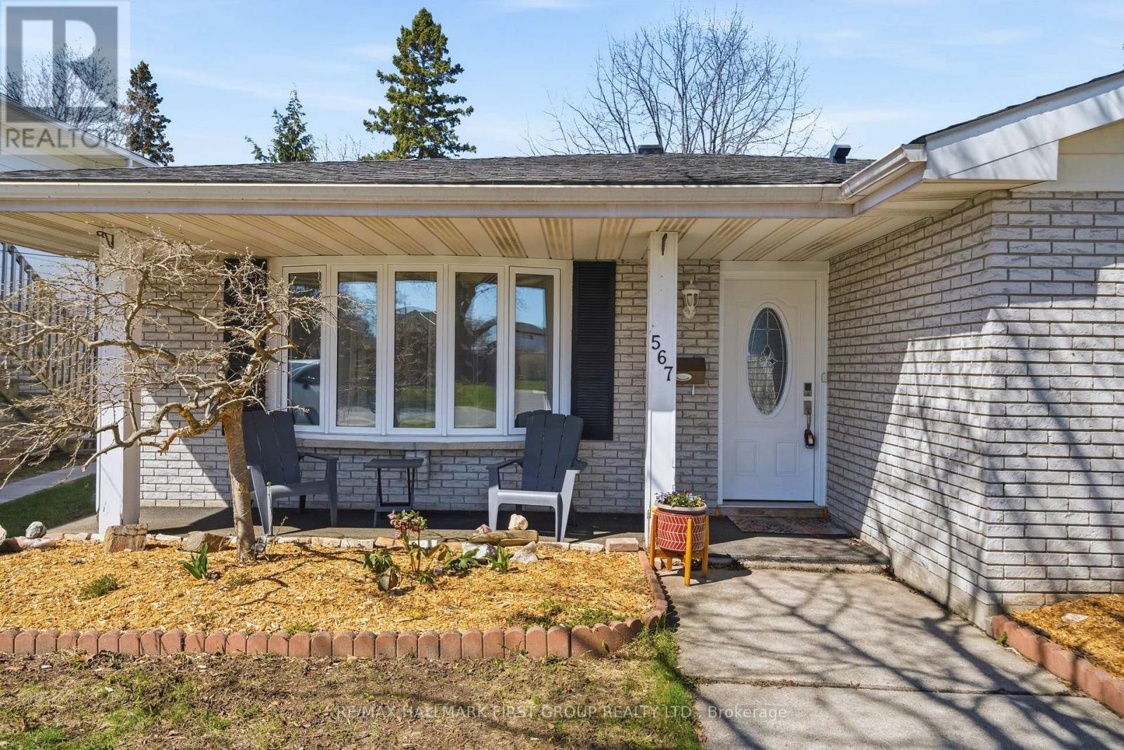 567 Westwood Drive, Cobourg, Ontario  K9A 4P5 - Photo 2 - X12804788