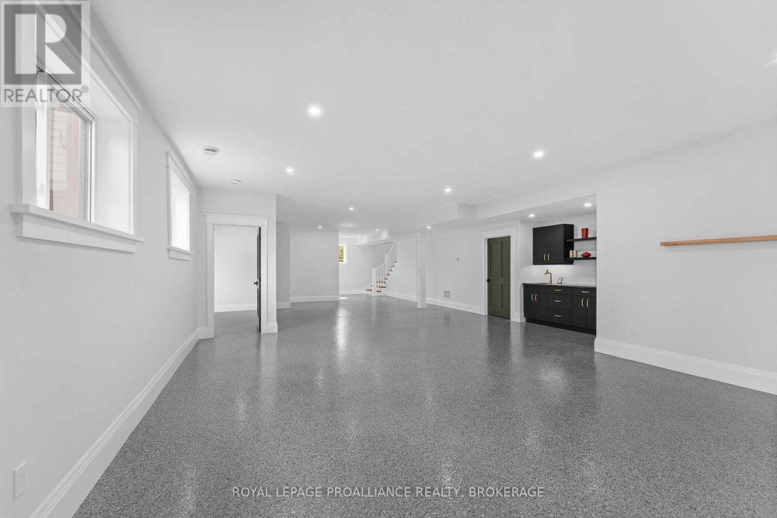 514 Caton Road, Loyalist, Ontario  K0H 1G0 - Photo 35 - X12793884