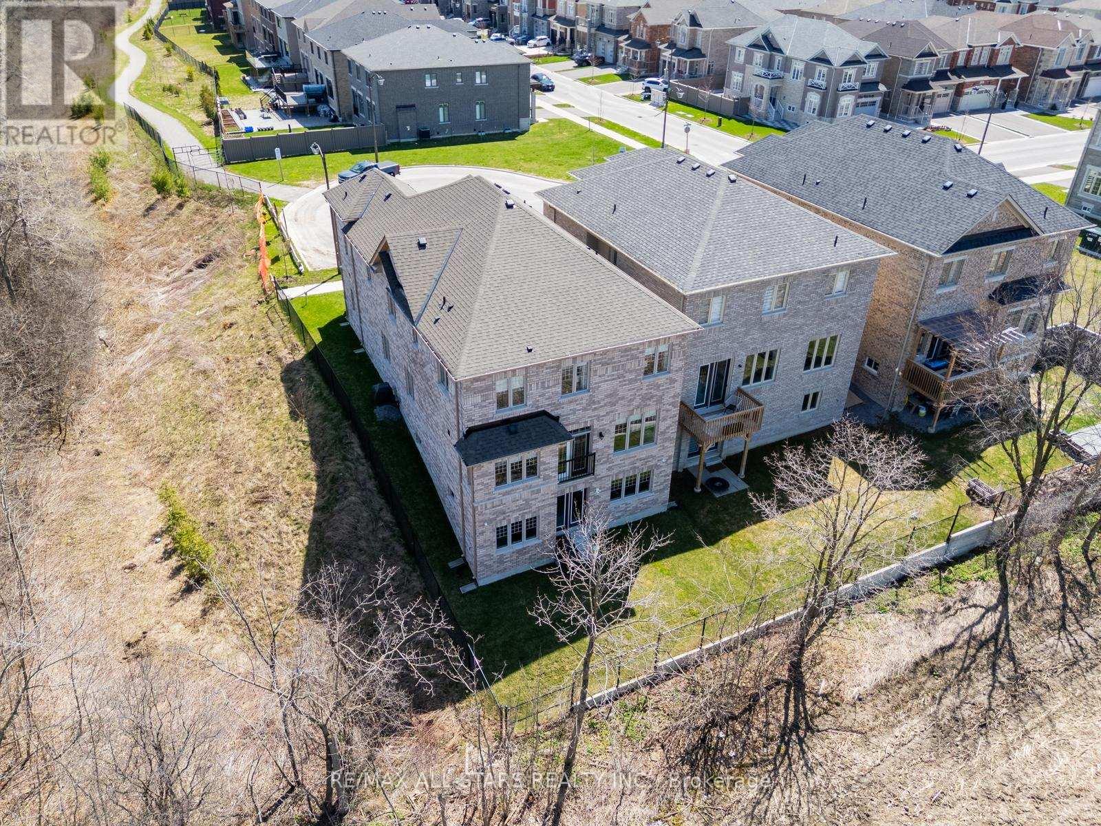 106 Conductor Avenue, Whitchurch-Stouffville, Ontario  L4A 4X5 - Photo 36 - N13069556