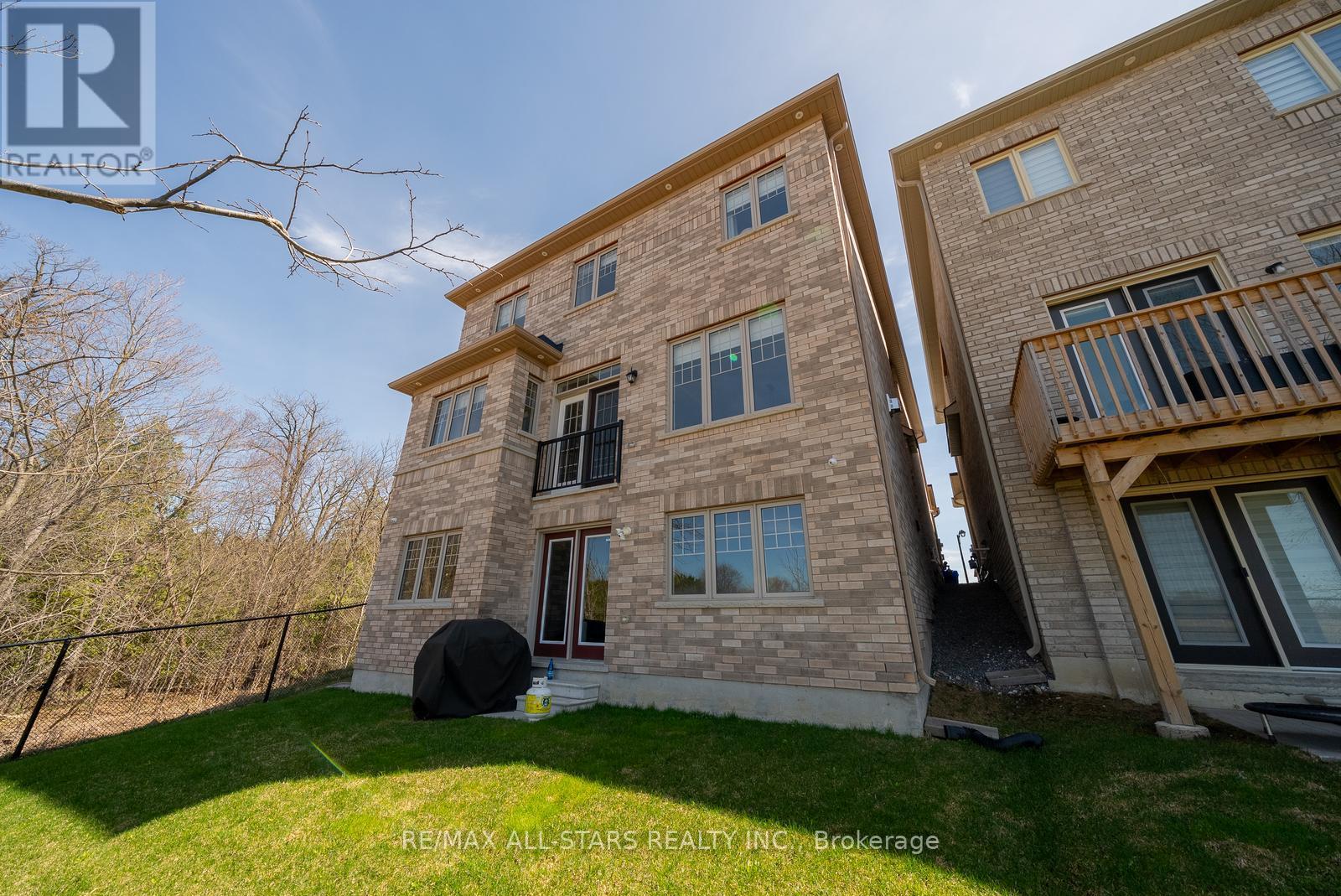106 Conductor Avenue, Whitchurch-Stouffville, Ontario  L4A 4X5 - Photo 37 - N13069556