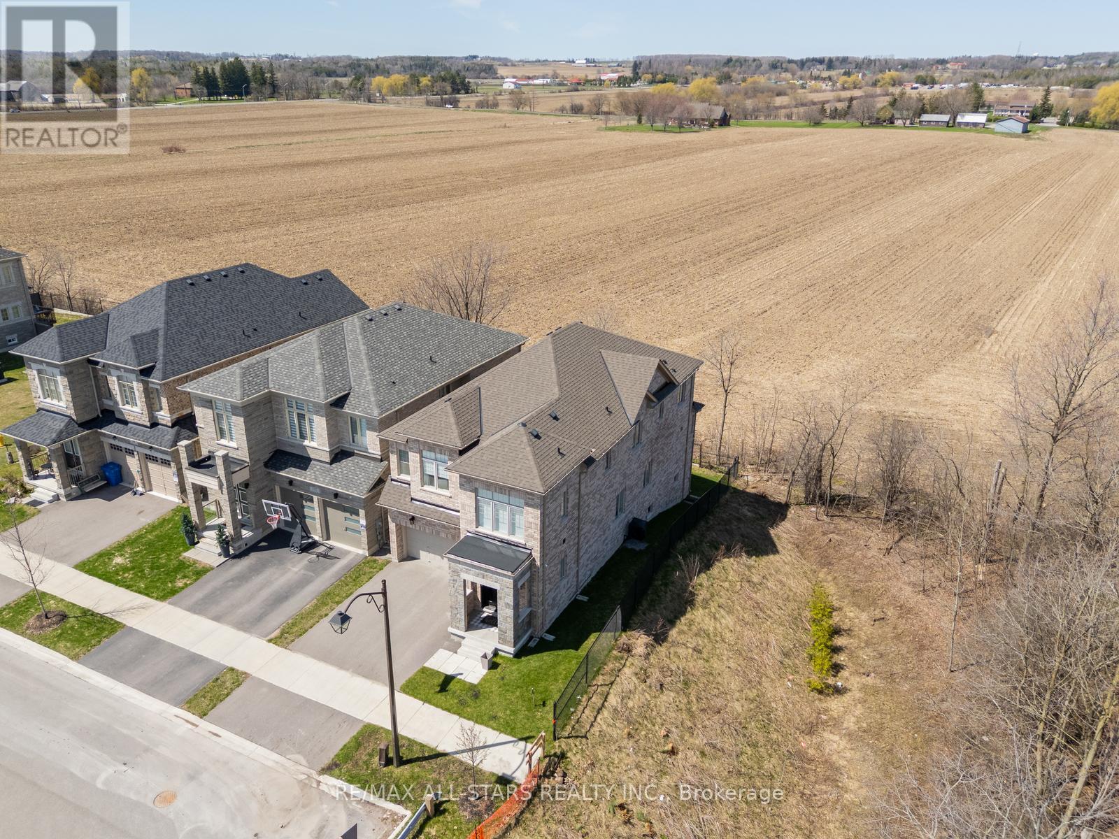 106 Conductor Avenue, Whitchurch-Stouffville, Ontario  L4A 4X5 - Photo 41 - N13069556