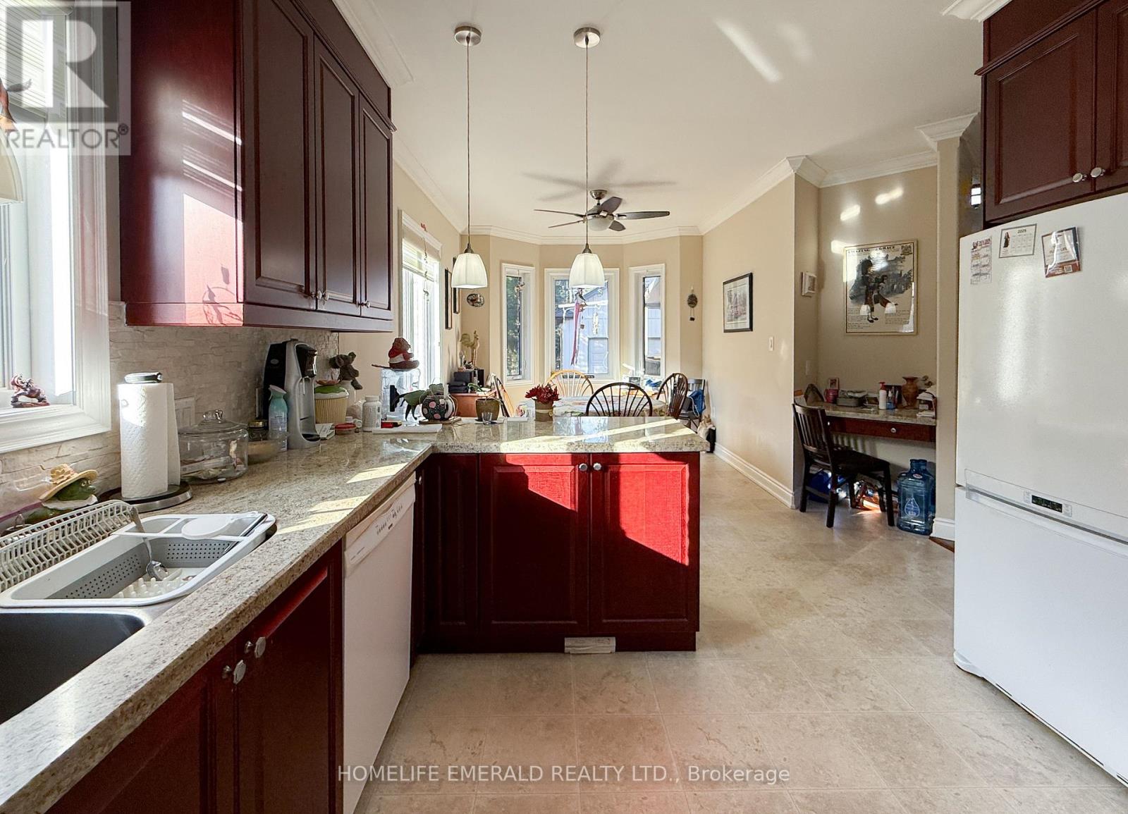 17 Tree Top Street, Essa, Ontario  L0M 1B2 - Photo 17 - N13069696