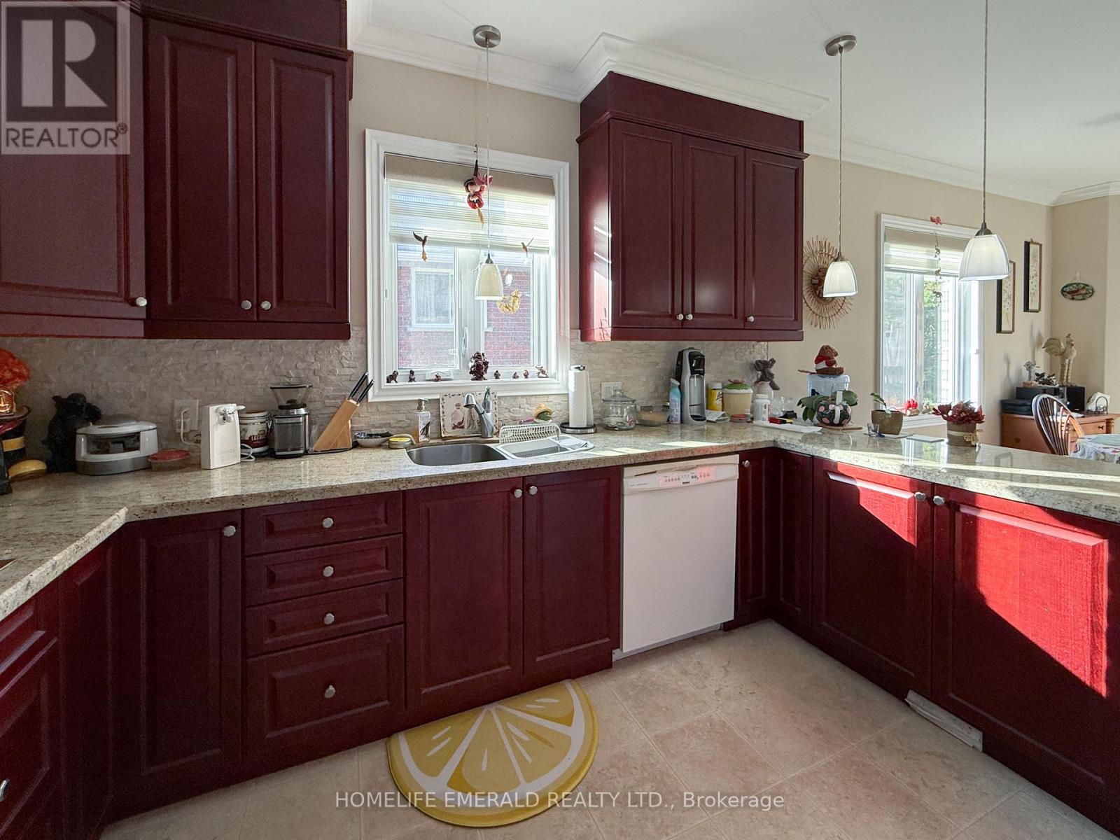 17 Tree Top Street, Essa, Ontario  L0M 1B2 - Photo 18 - N13069696
