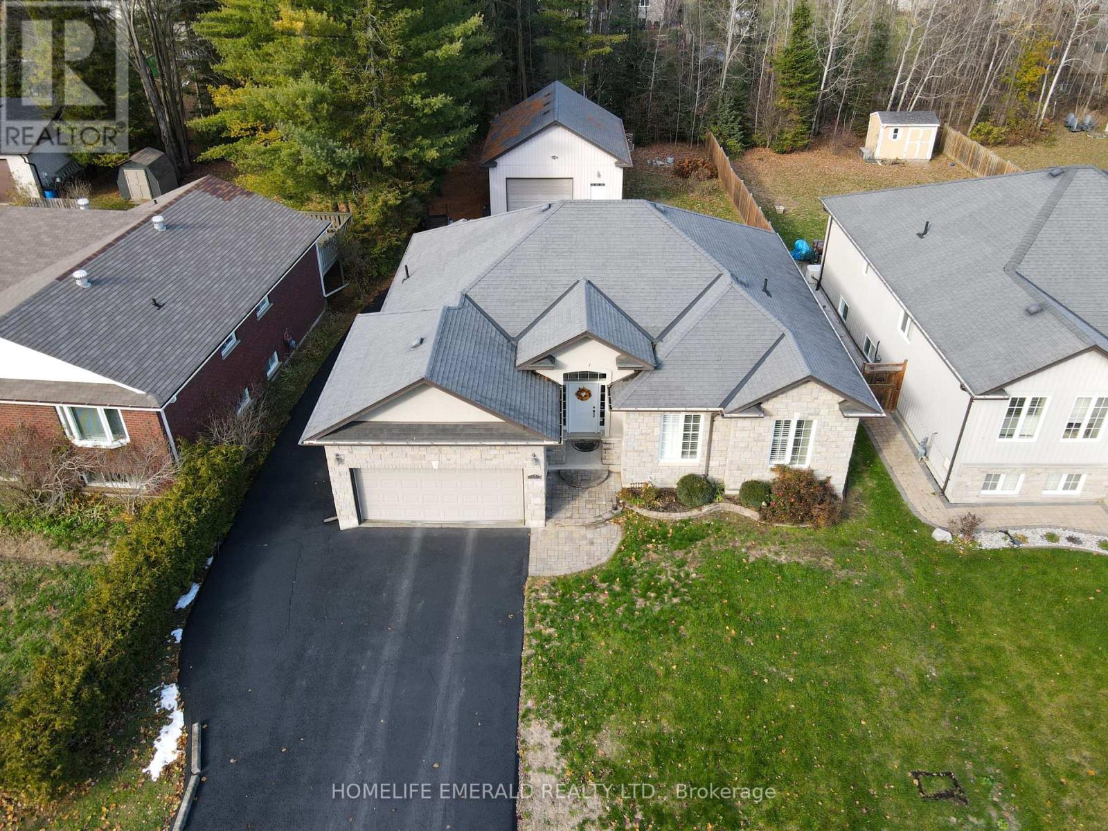 17 Tree Top Street, Essa, Ontario  L0M 1B2 - Photo 2 - N13069696