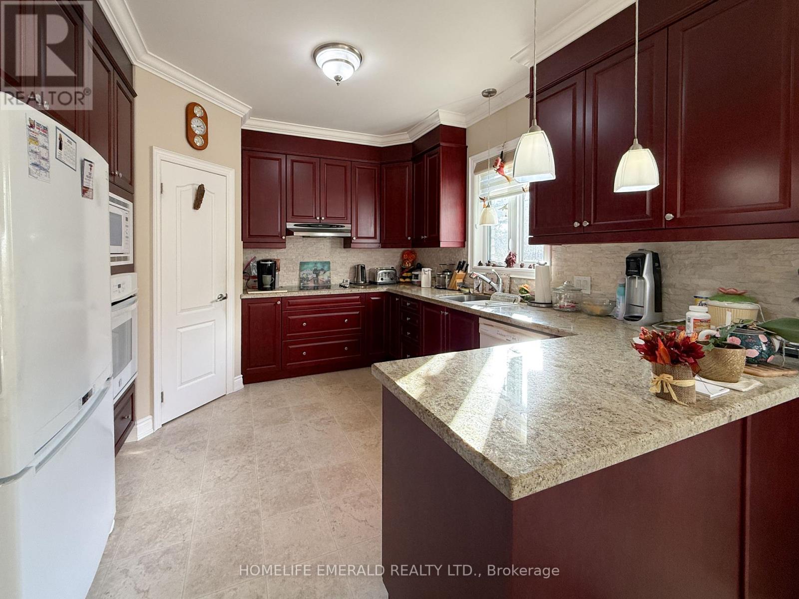 17 Tree Top Street, Essa, Ontario  L0M 1B2 - Photo 20 - N13069696