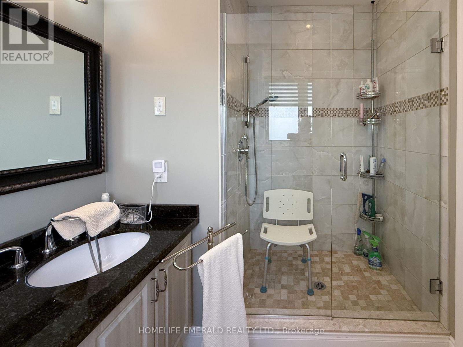 17 Tree Top Street, Essa, Ontario  L0M 1B2 - Photo 30 - N13069696