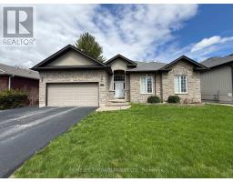 17 TREE TOP STREET, Essa, Ontario