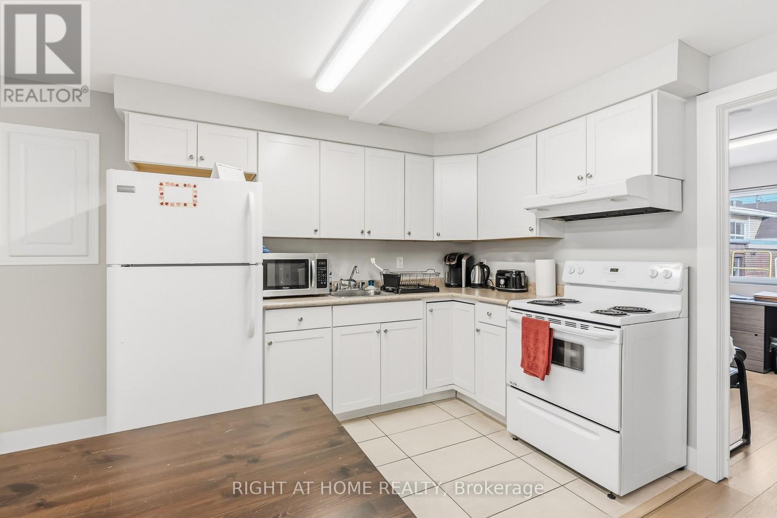 32 Matchedash Street N, Orillia, Ontario  L3V 4T5 - Photo 25 - S13069614