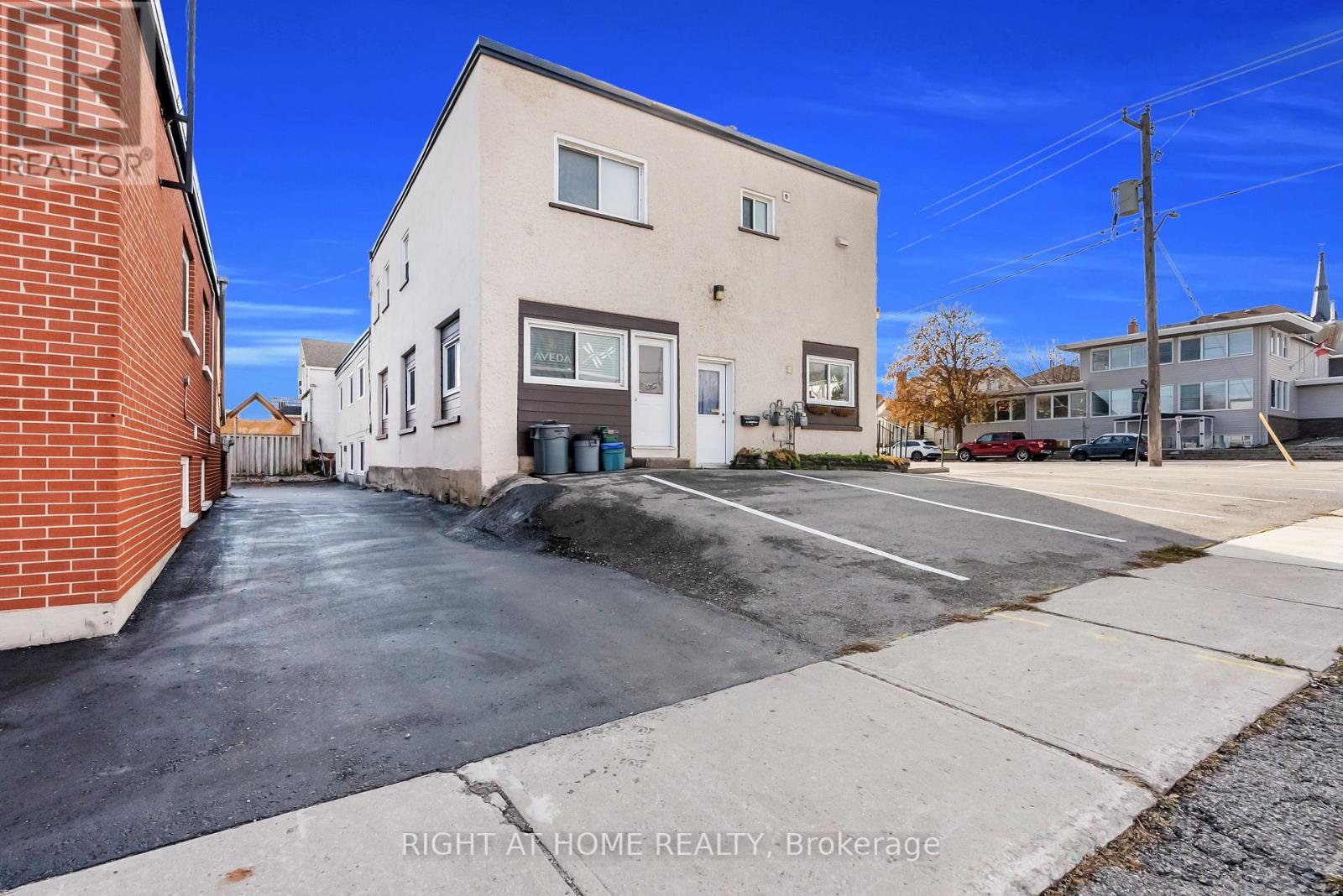 32 Matchedash Street N, Orillia, Ontario  L3V 4T5 - Photo 3 - S13069614