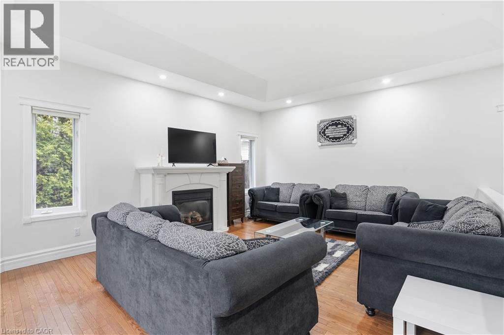 107 Deschene Avenue, Hamilton, Ontario  L9A 3J9 - Photo 22 - 40826092