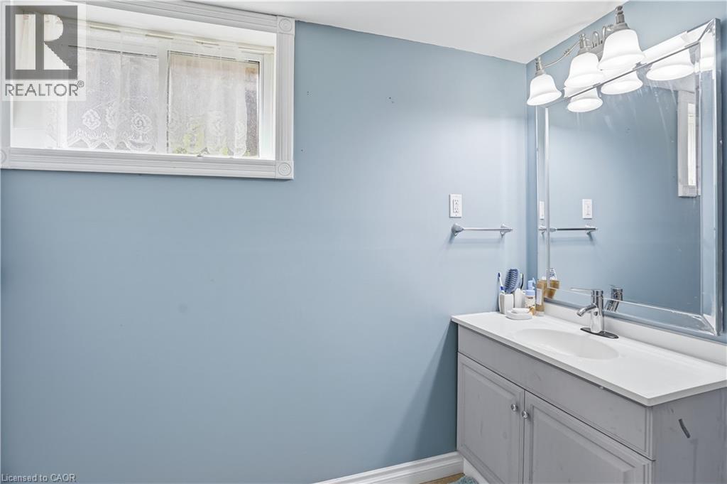 107 Deschene Avenue, Hamilton, Ontario  L9A 3J9 - Photo 26 - 40826092