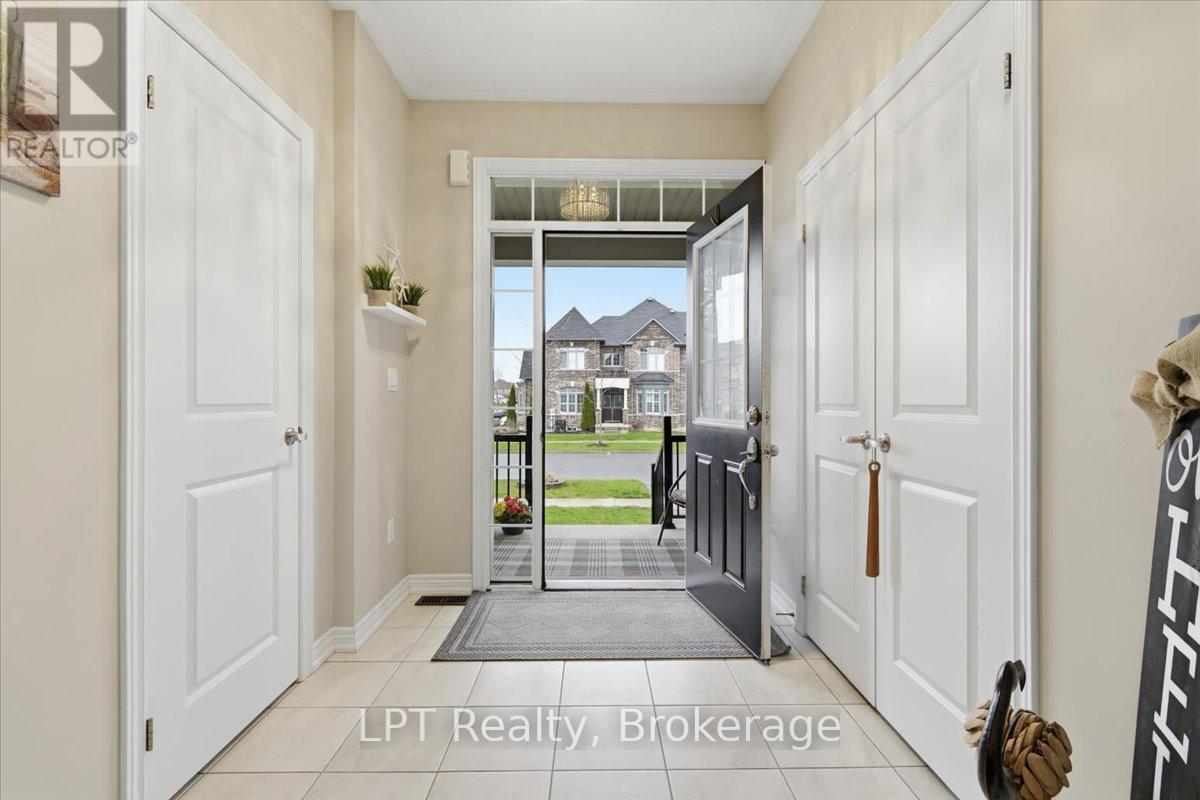 56 Pedwell Street, Clarington, Ontario  L1B 1G4 - Photo 6 - E13069868