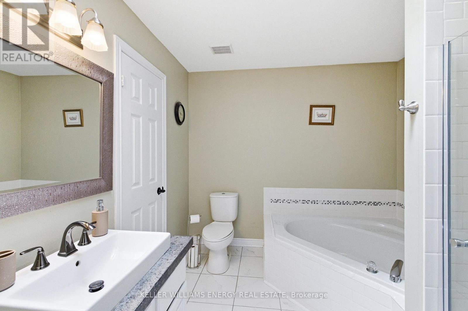 86 Rhonda Boulevard, Clarington, Ontario  L1C 3Y9 - Photo 20 - E13070072