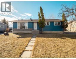 450 4 Avenue E, Cardston, Alberta