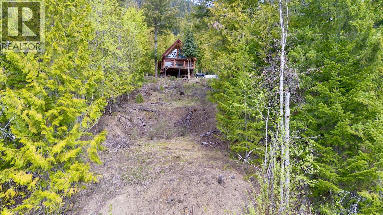 Crowfoot Drive Lot# 99, Anglemont, British Columbia  V0E 1M8 - Photo 10 - 10384260