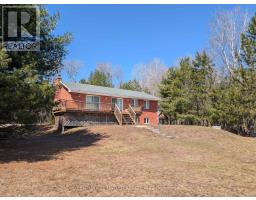 1012 PAPINEAU LAKE ROAD, Hastings Highlands, Ontario