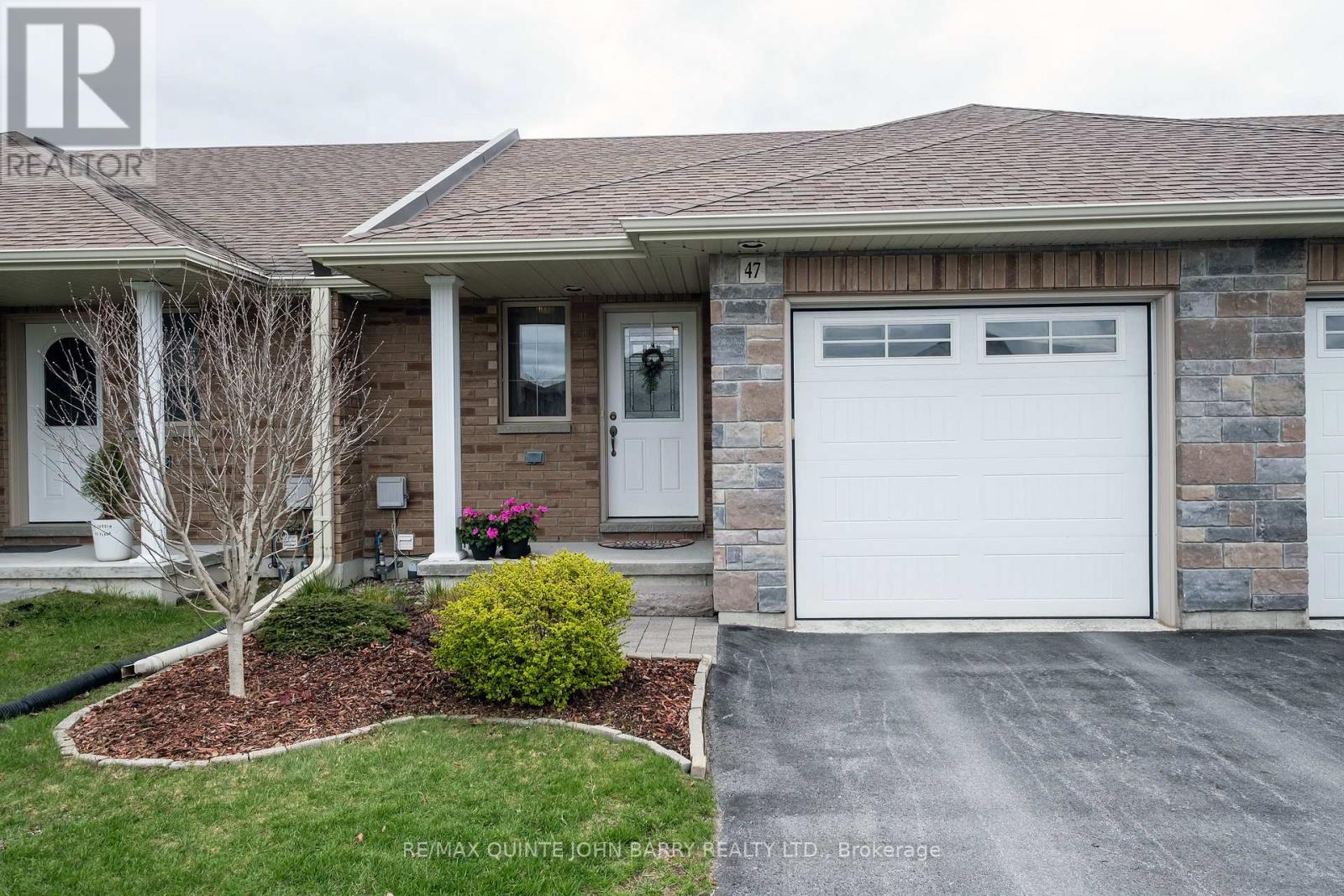 47 Mcintosh Crescent, Quinte West, Ontario  K8V 0G1 - Photo 1 - X13069898