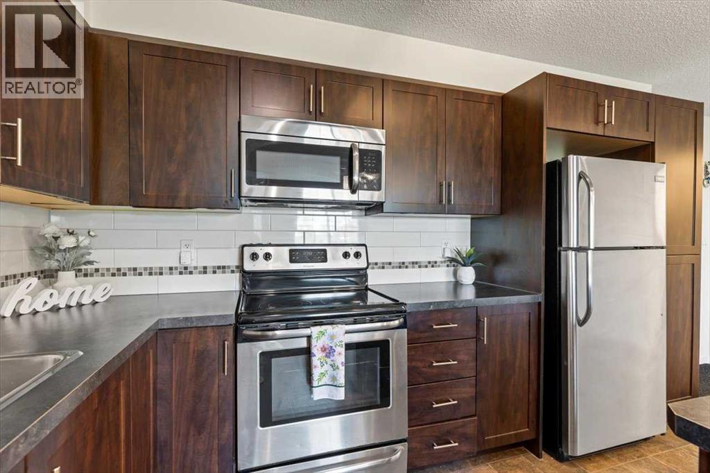 4104, 279 Copperpond Common Se, Calgary, Alberta  T2Z 1J5 - Photo 6 - A2292123