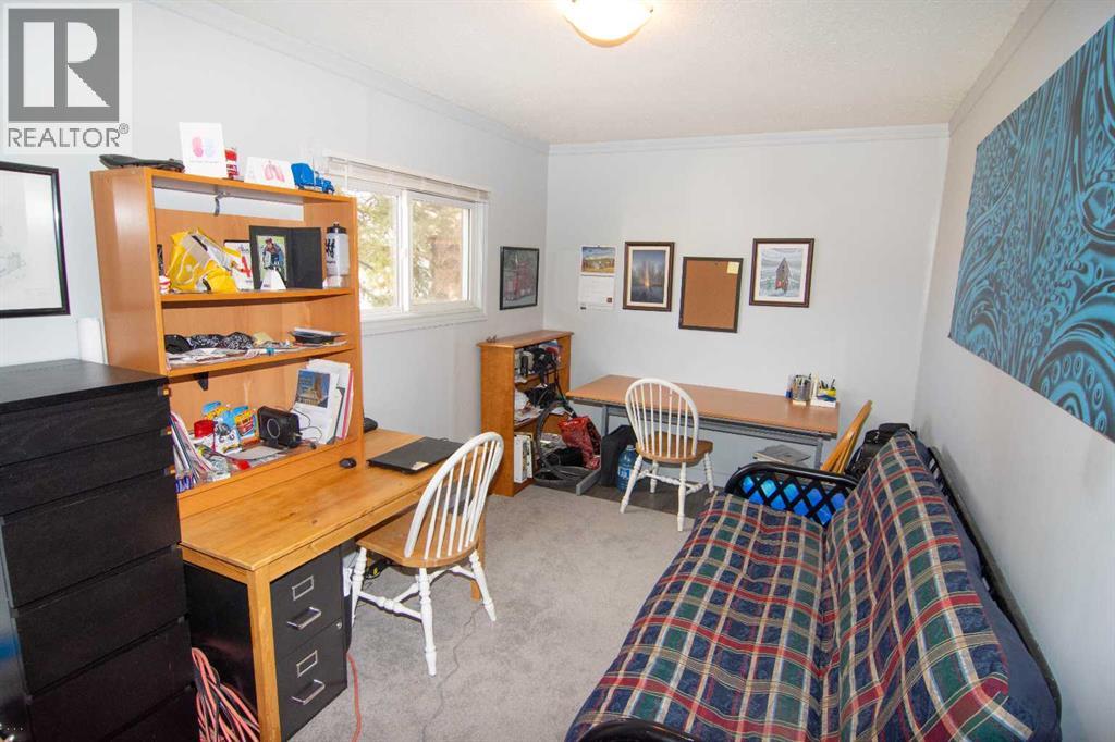130 3rd Avenue E, Rockyford, Alberta  T0J 2R0 - Photo 12 - A2300230