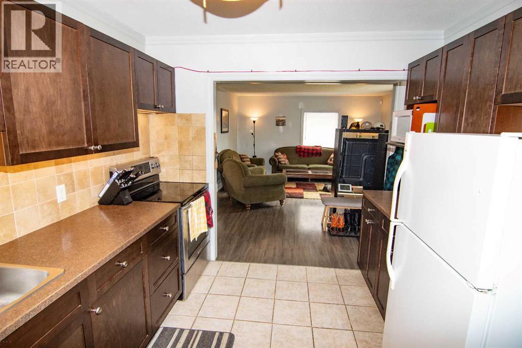 130 3rd Avenue E, Rockyford, Alberta  T0J 2R0 - Photo 16 - A2300230