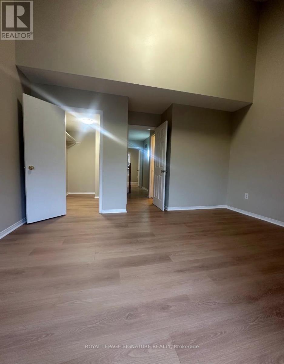 170 Dawes Road, Toronto, Ontario  M4C 5C4 - Photo 10 - E13063034