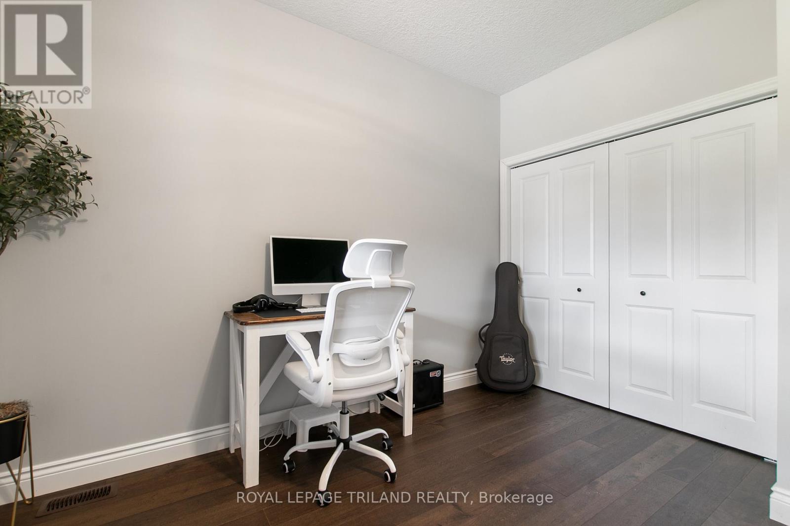 76 Coulter Avenue, St. Thomas, Ontario  N5R 5A6 - Photo 4 - X13069772