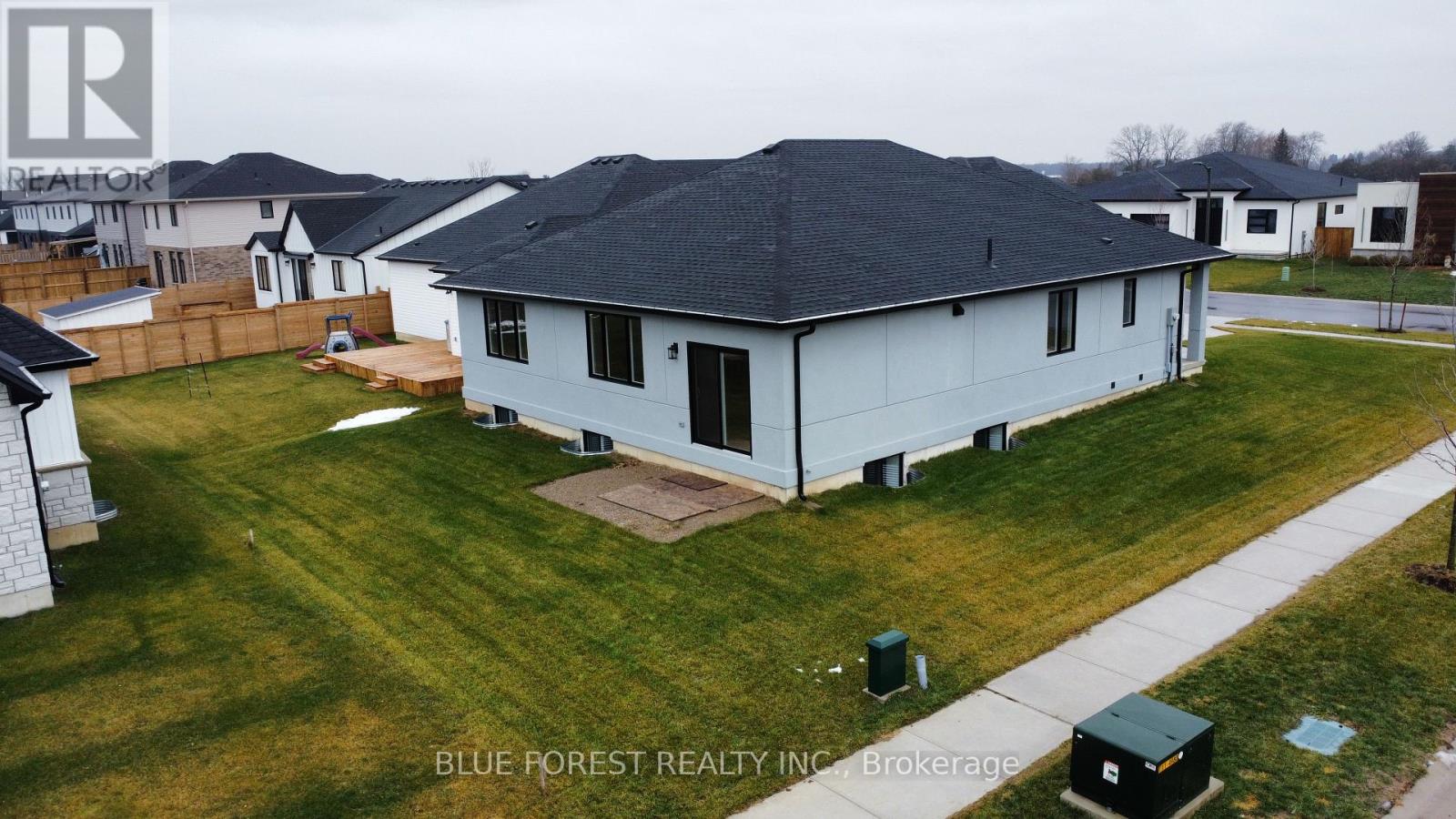 303 Nancy Street, Dutton/dunwich, Ontario  N0L 1J0 - Photo 34 - X13070058