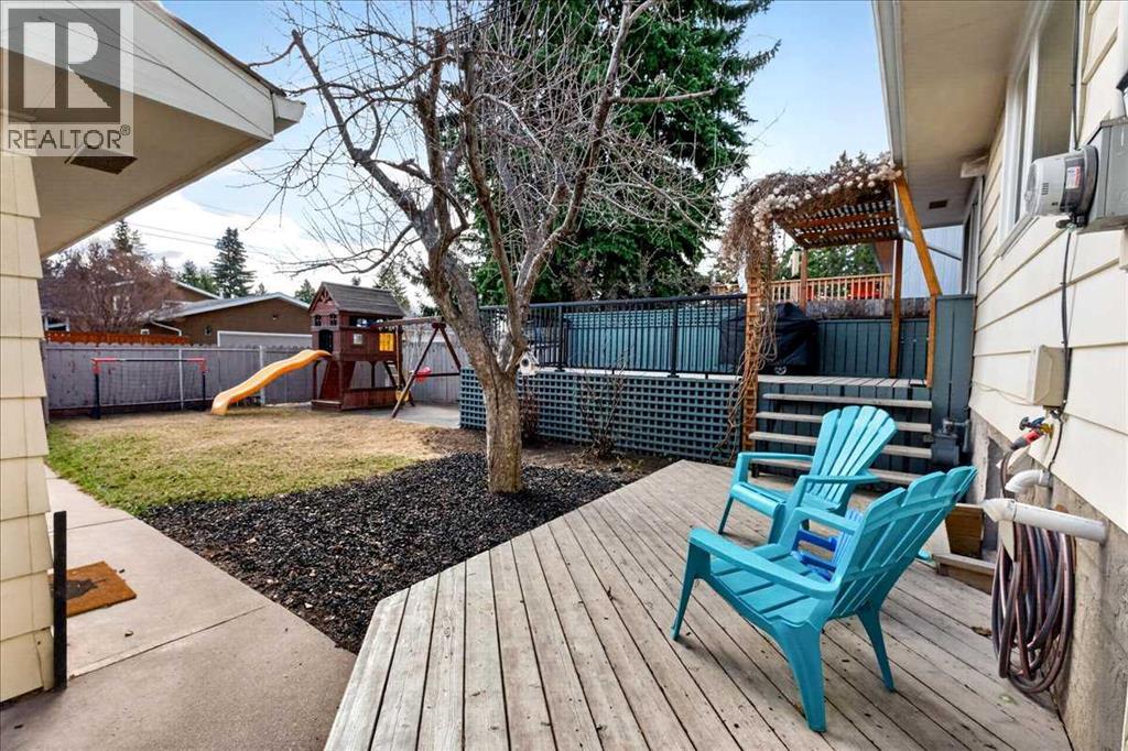 611 Lake Linnet Crescent SE, Calgary, Alberta  T2J 2J3 - Photo 24 - A2303802