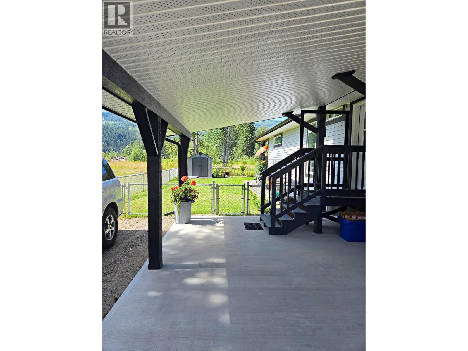 121 Ferry Road Unit# 25a, Clearwater, British Columbia  V0E 1N0 - Photo 2 - 10385639