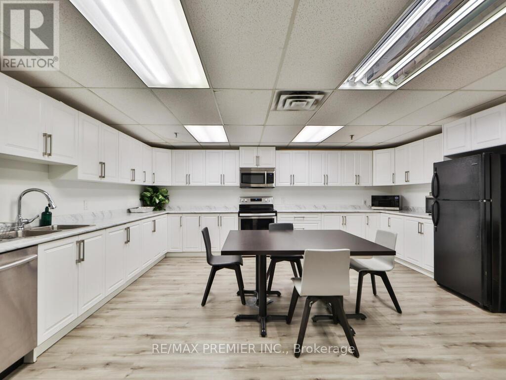 8 - 100 Arbors Lane, Vaughan, Ontario  L4L 7G4 - Photo 41 - N12942328