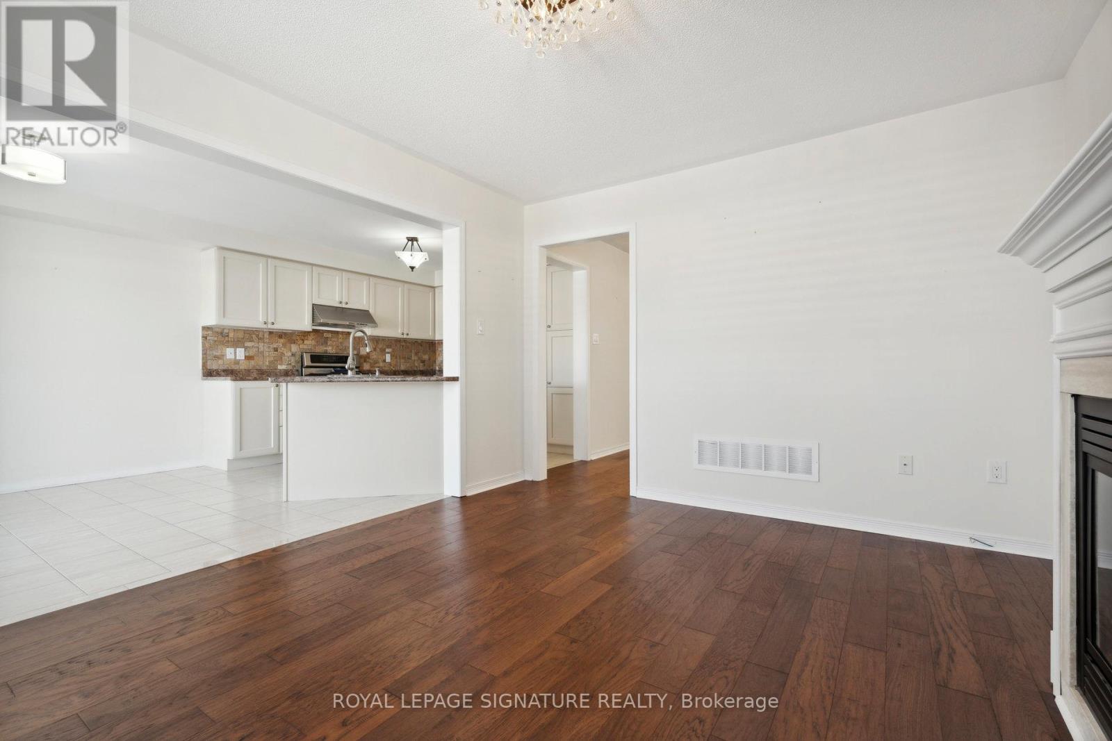 1198 Mary-Lou St Street, Innisfil, Ontario  L9S 0C1 - Photo 10 - N13068328