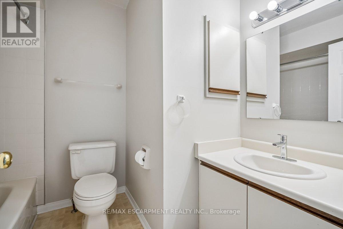 30 - 5255 Lakeshore Road, Burlington, Ontario  L7L 5X8 - Photo 18 - W13069530