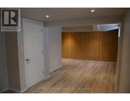 11 COPPERMILL DRIVE, Toronto, Ontario