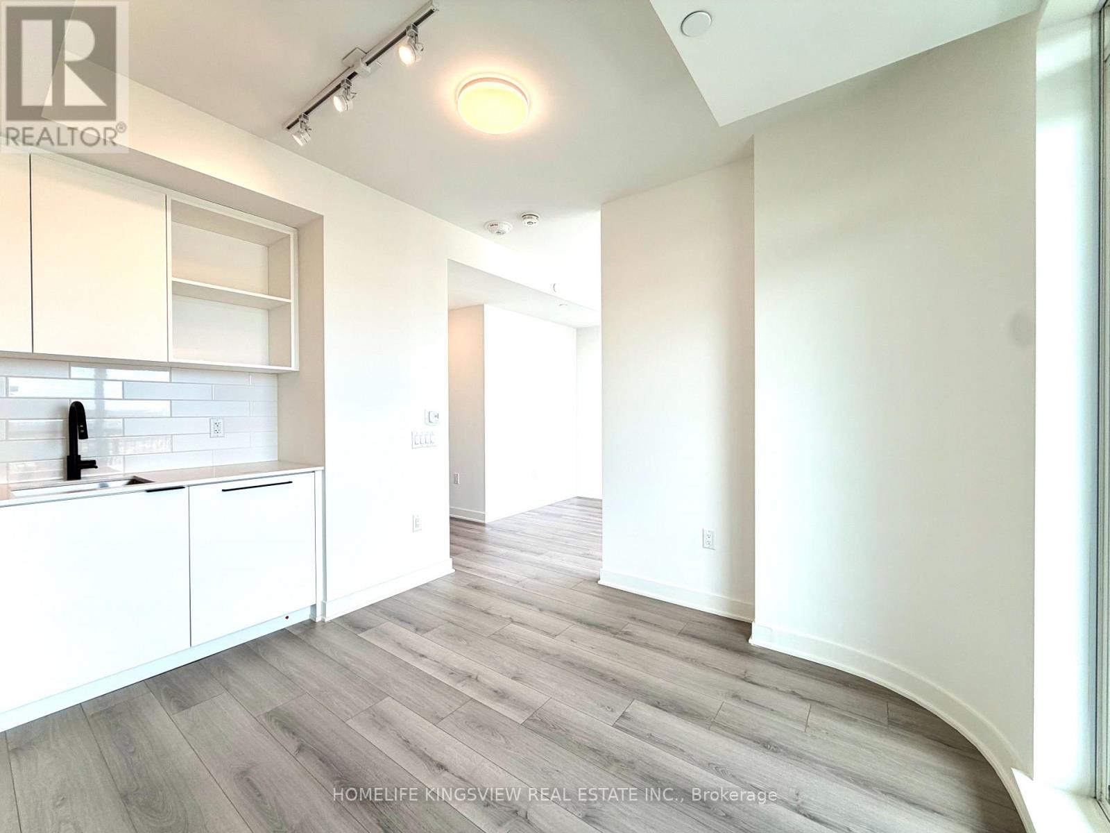 2105 - 1185 Dupont Street, Toronto, Ontario  M6H 0G5 - Photo 5 - W13069598