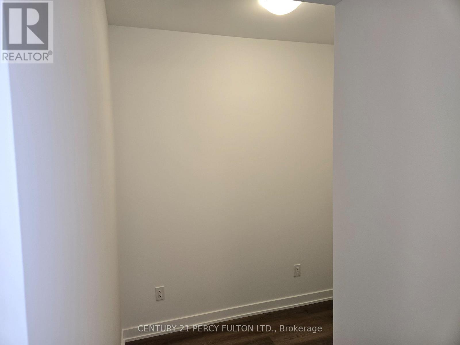302 - 2075 Lakeshore Road, Burlington, Ontario  L7R 1E2 - Photo 11 - W13069616