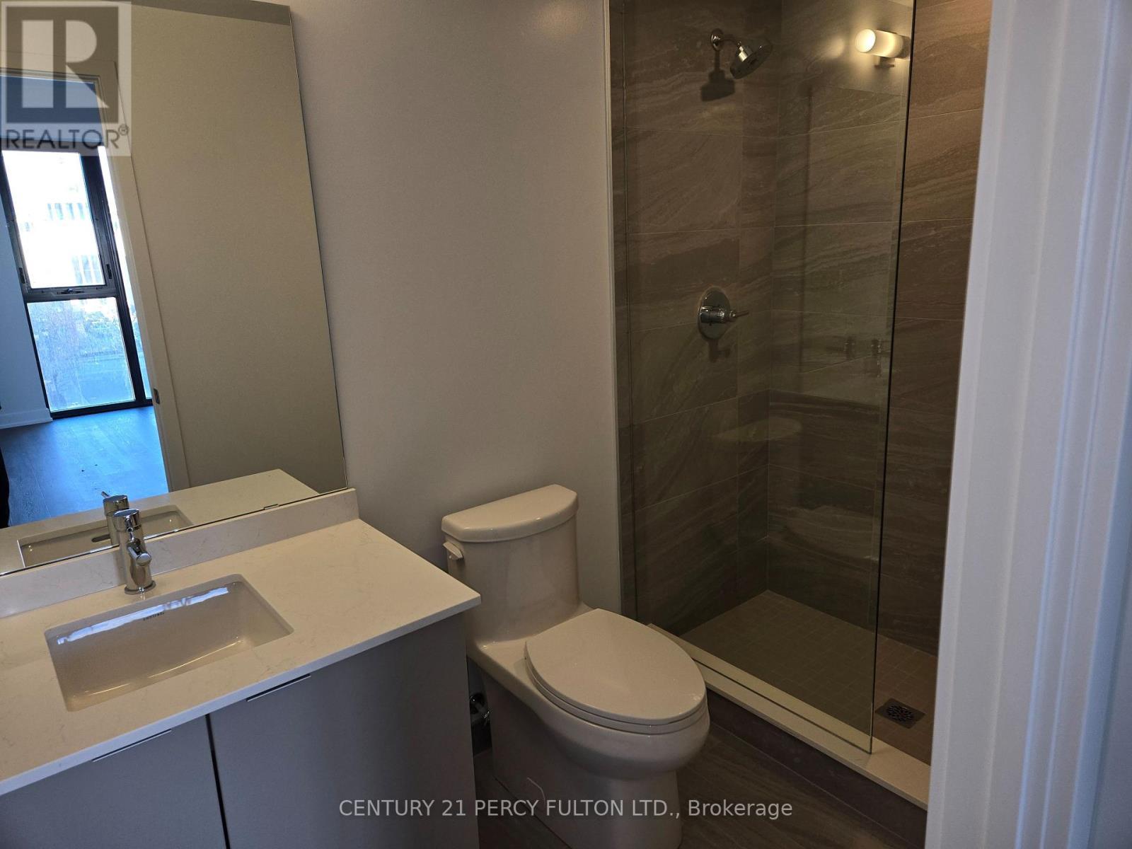 302 - 2075 Lakeshore Road, Burlington, Ontario  L7R 1E2 - Photo 8 - W13069616