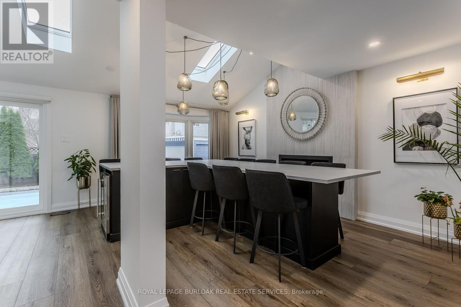 3199 Desmond Drive, Burlington, Ontario  L7M 3N1 - Photo 13 - W13069630