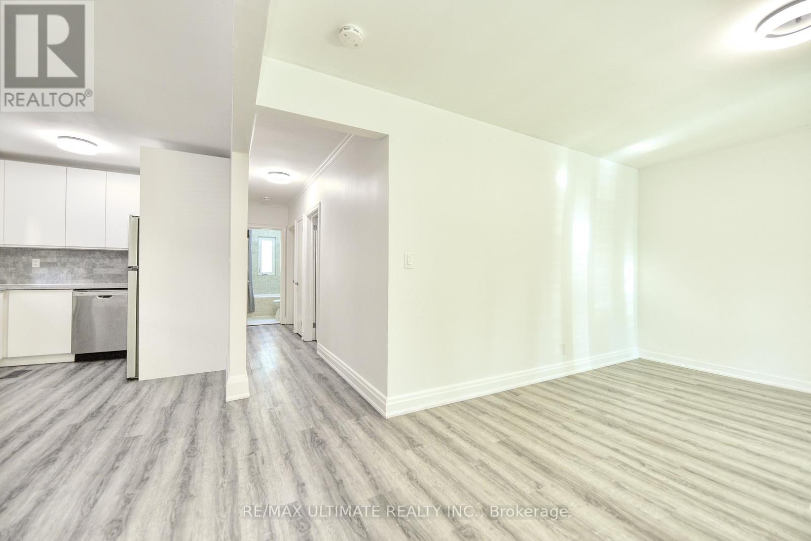 Main Floor - 39 Westhead Road, Toronto, Ontario  M8W 4R7 - Photo 8 - W13069682
