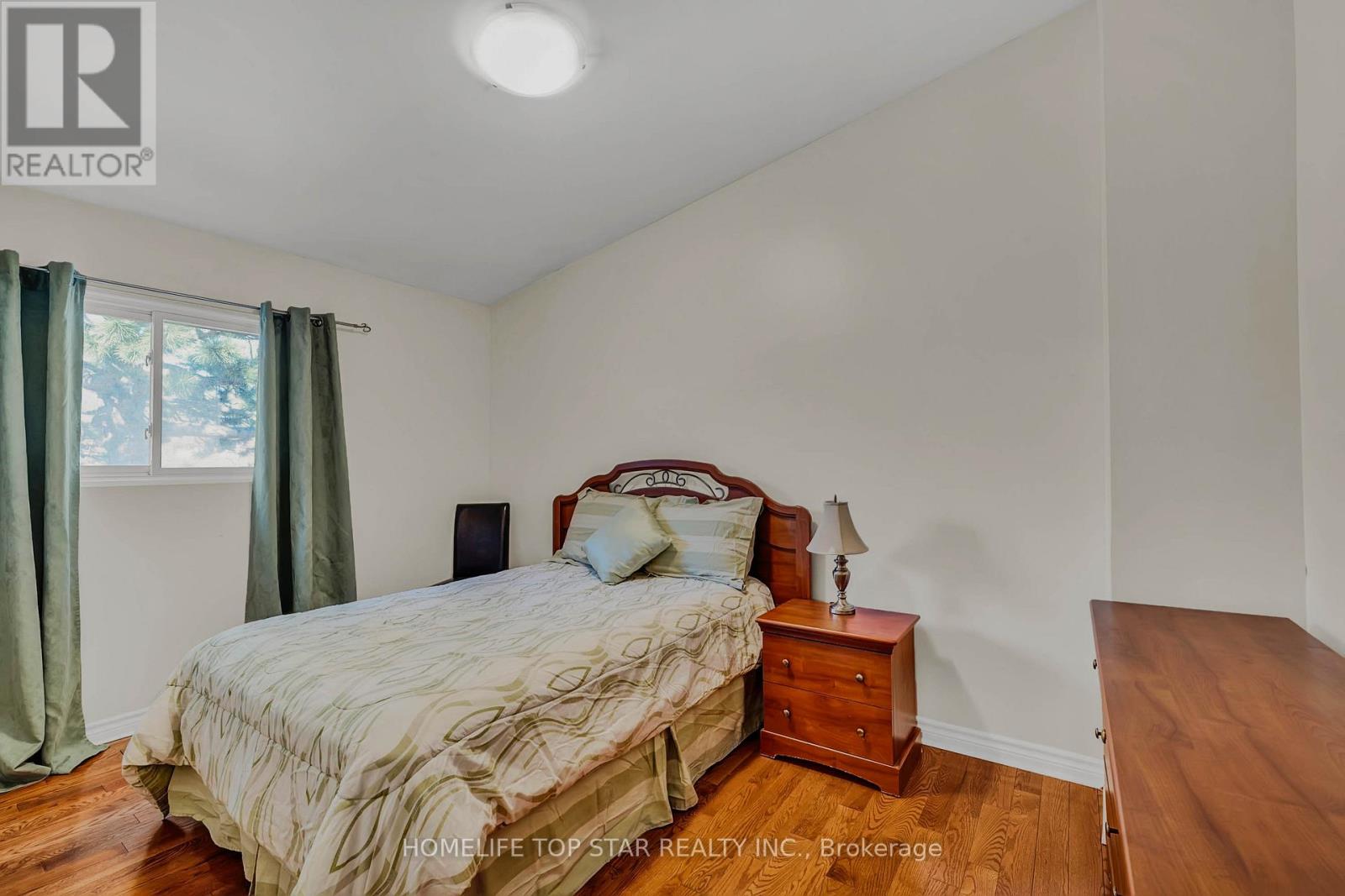 33 - 452 Silverstone Drive, Toronto, Ontario  M9V 3K8 - Photo 21 - W13069688