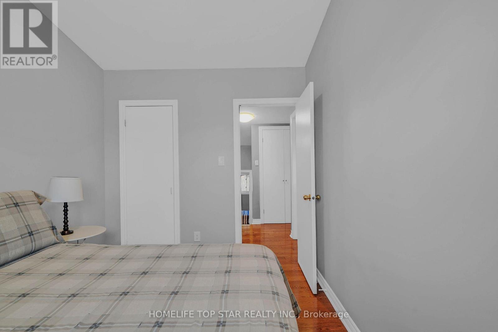 33 - 452 Silverstone Drive, Toronto, Ontario  M9V 3K8 - Photo 25 - W13069688