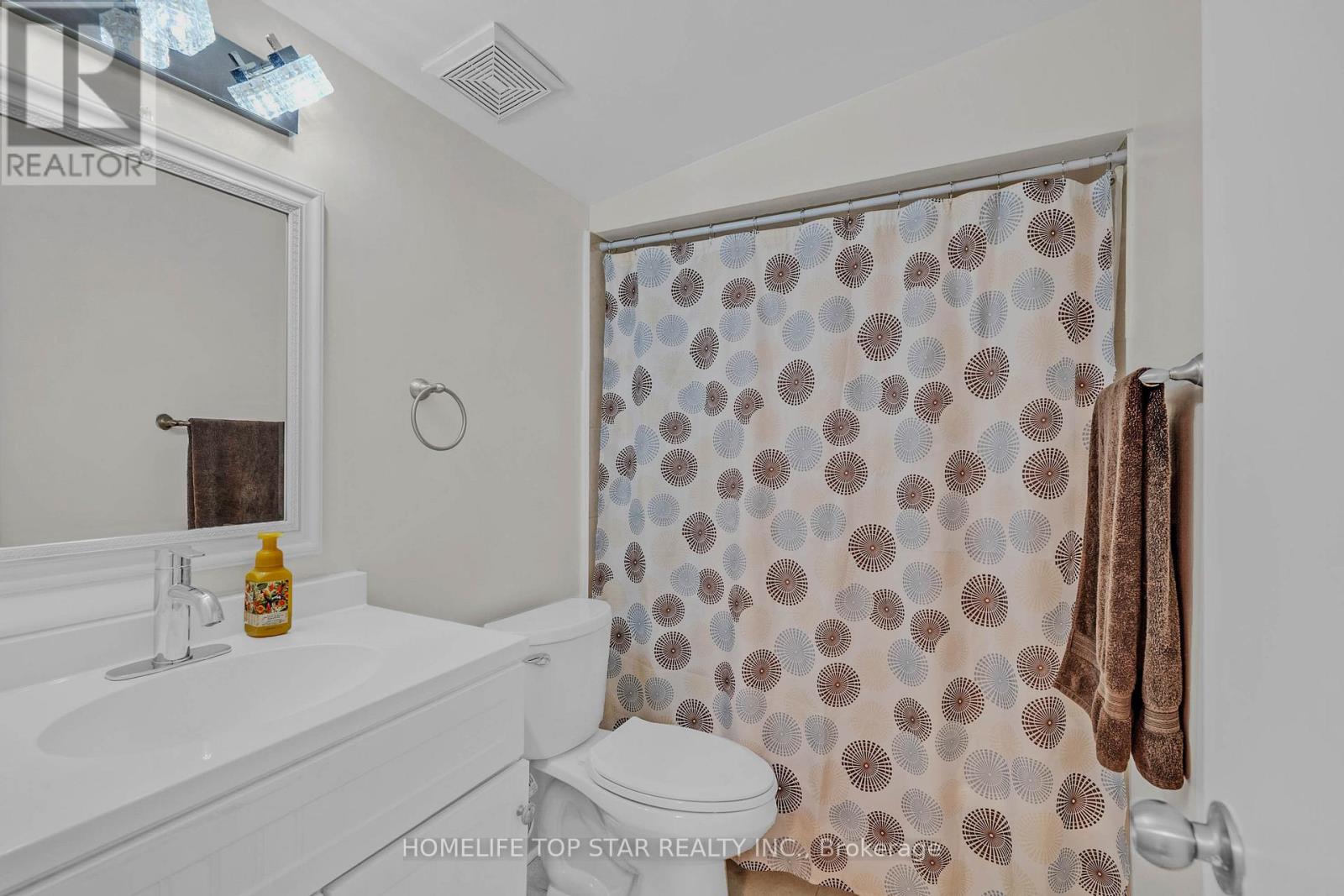 33 - 452 Silverstone Drive, Toronto, Ontario  M9V 3K8 - Photo 28 - W13069688