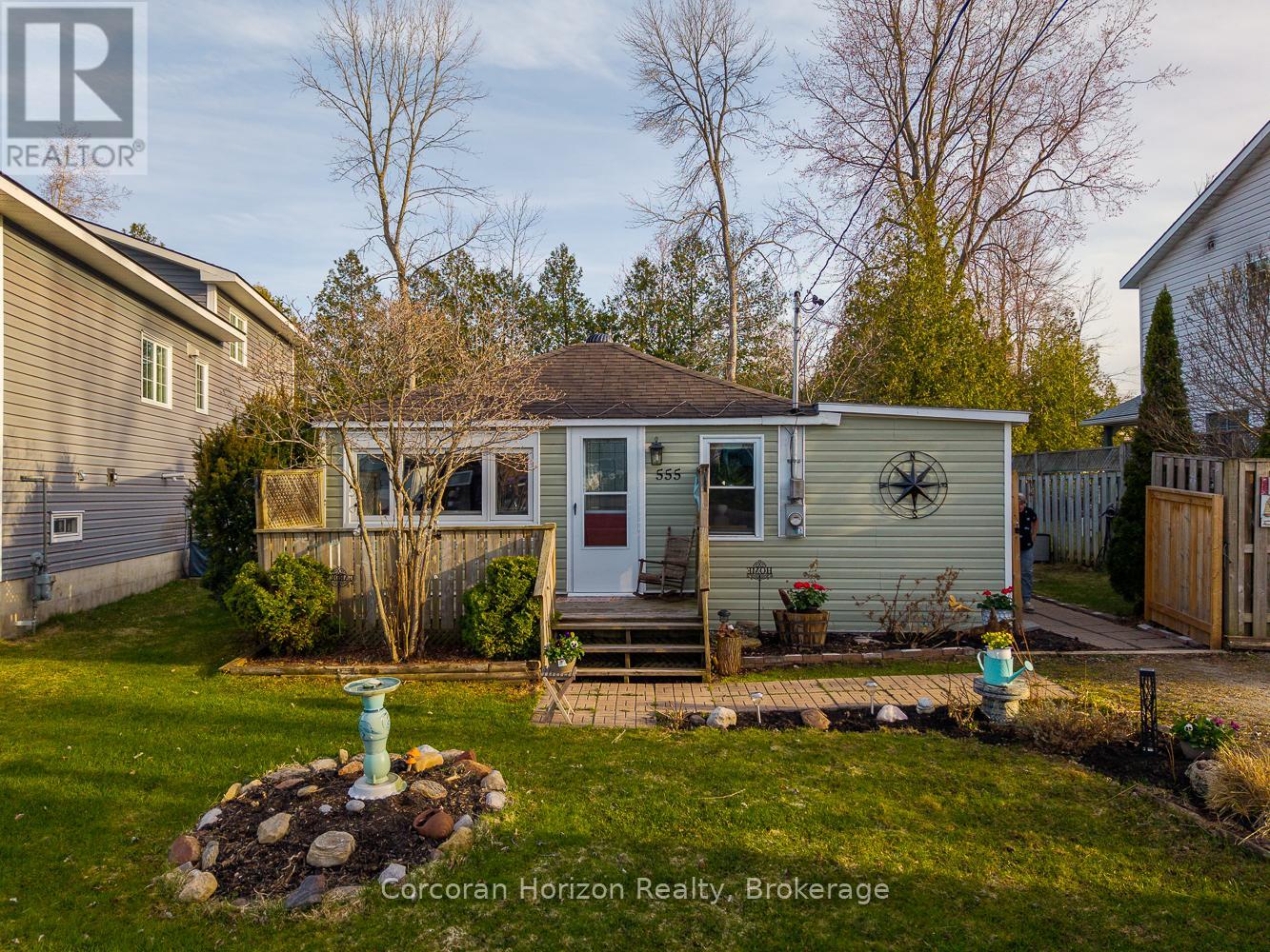 555 O'leary Lane, Tay, Ontario  L0K 2A0 - Photo 2 - S13067632