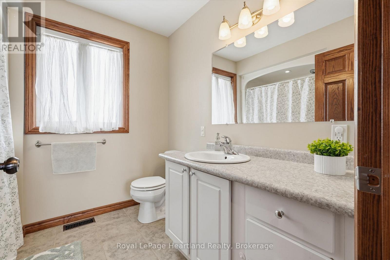 1020 Brussels Line, Howick, Ontario  N0G 2X0 - Photo 30 - X12879838
