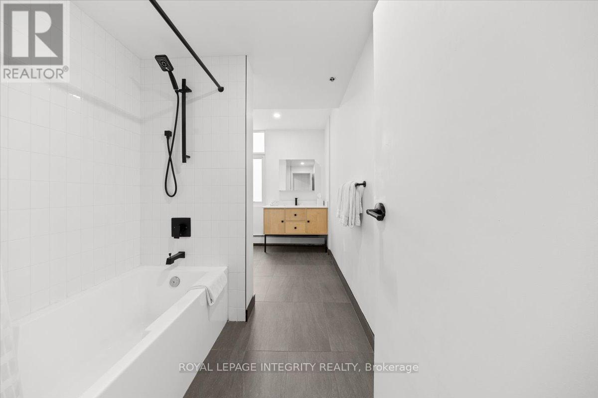 909 - 161 Laurier Avenue W, Ottawa, Ontario  K1P 5J2 - Photo 11 - X13069866